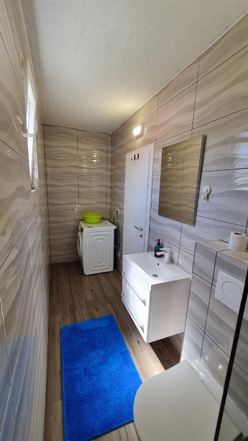 Apartmani Mlinar - Studio Apartment Grebastica Exterior photo