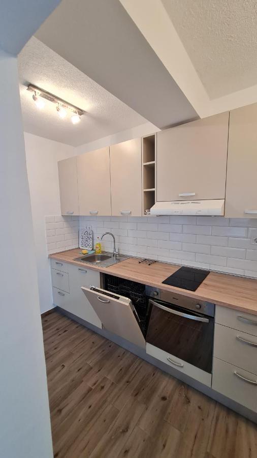 Apartmani Mlinar - Studio Apartment Grebastica Exterior photo
