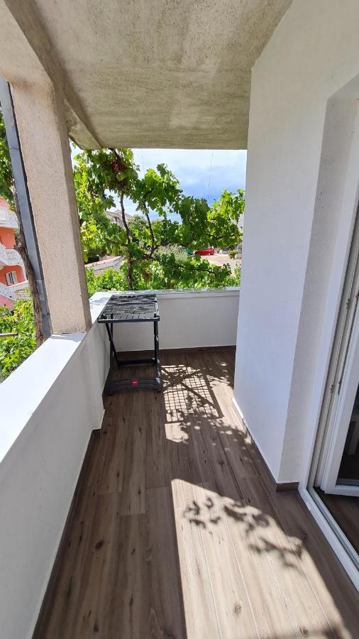 Apartmani Mlinar - Studio Apartment Grebastica Exterior photo